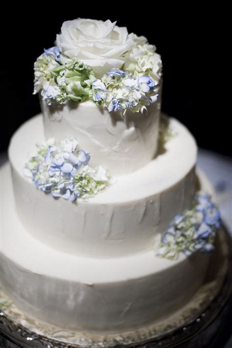 Simple Chic Wedding Cakes We Love Bridalguide