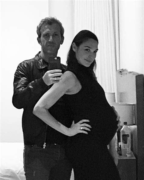 Gal Gadot Was Pregnant While Shooting Wonder Woman Just In Case You Needed Another Reason To