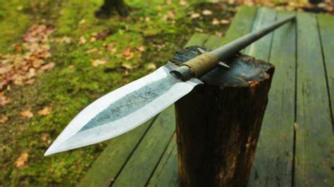 Find The Best Hunting Spear And Get Some Bucks Best Outdoor Items