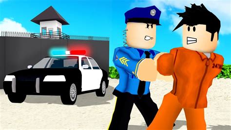 Im A Police Officer In Roblox Youtube