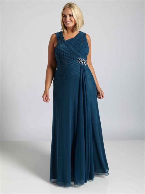 Look Charming In A Plus Size Cocktail Dresses Ohh My My
