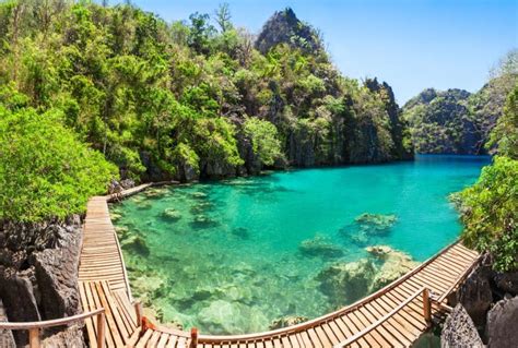 Kayangan Lake Coron Island Tour Palawan Philippines