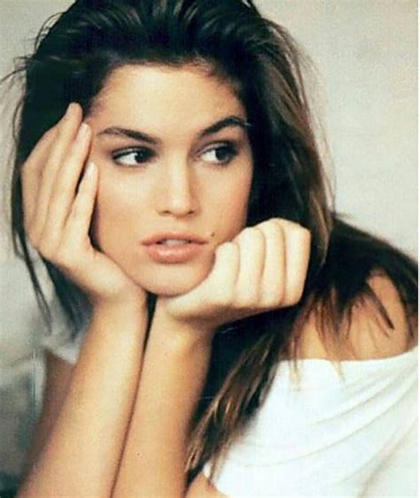 Pin By Fashion Is My Oxygen On Cindy Crawford Cindy Crawford Cindy Crawford Young Supermodels