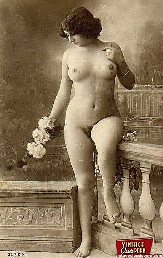 Beautiful Nude Women Frontal