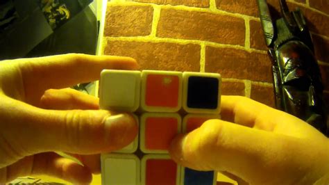 Résoudre Un Rubiks Cube 3x3x3 Débutant 25 Youtube
