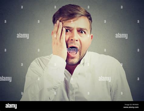 Shocked Expression Man Hi Res Stock Photography And Images Alamy