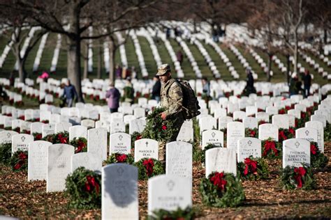 Dvids Images 32nd Wreaths Across America Day At Arlington National