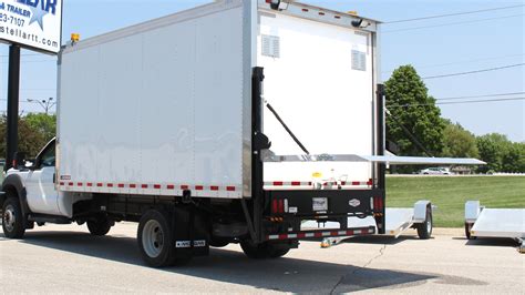 Tommy Gate Liftgates For Flatbeds And Box Trucks What To Know