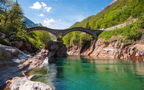 Stone Bridge In The Mountains Wallpapers And Images Wallpapers