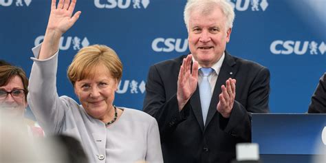 Beim Auftritt Der Kanzlerin In München Schallen Ihr Merkel Muss Weg