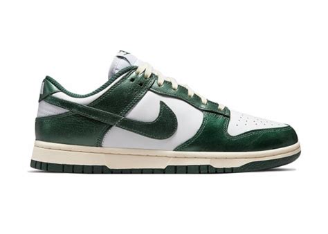 Nike Dunk Low Vintage Green W