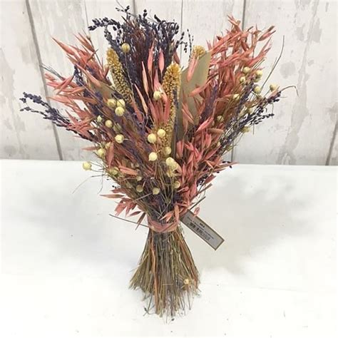 Awapuni nurseries ltd, pioneer highway, po box 7075, palmerston north 4443, new zealand phone: Dried Flower Sheaf Bouquet Pink Medium | Dried & Preserved ...