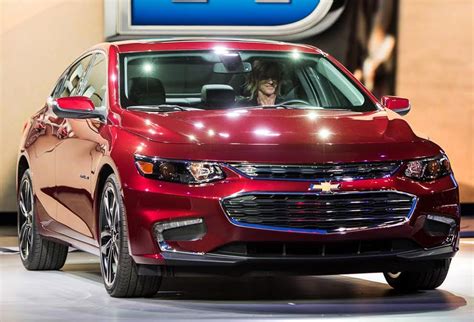 Chevy Unveils The Lighter More Tech Centric 2016 Malibu Hybrid