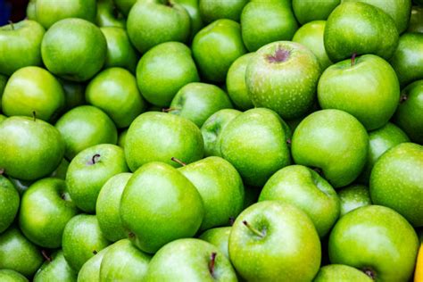 Green Apple Texture Stock Photos Pictures And Royalty Free Images Istock
