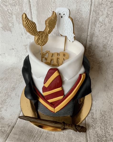 Gryffindor Cake Design Images Gryffindor Birthday Cake Ideas