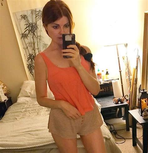 We did not find results for: Sarah Beattie Bio, Age, Married, Boyfriend, Husband, Family