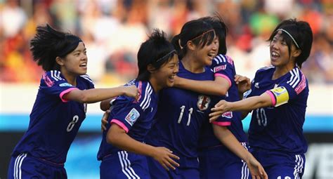 リトルなでしこ Fifa U 17女子ワールドカップ スペインを下し大会初優勝！！世界一！！！ サッカー日本代表とブラジルワールドカップへの準備