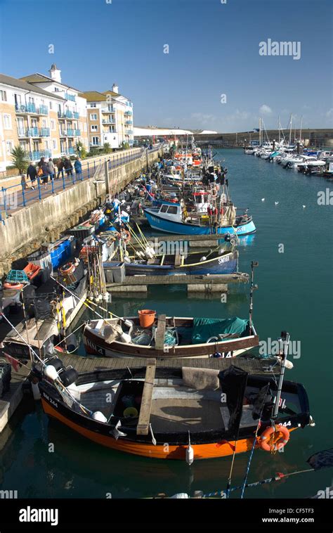 Brighton Marina Fishing Boats Hi Res Stock Photography And Images Alamy
