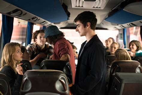 Check spelling or type a new query. Das schönste Mädchen der Welt | Film-Rezensionen.de