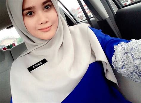 Rezeki Gambar Cikgu Cantik Malaysia Tular Di Internet