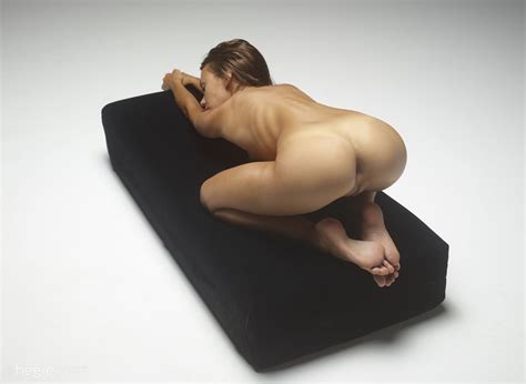 Karina In Momumental Nudes By Hegre Art Photos Erotic Beauties Hot