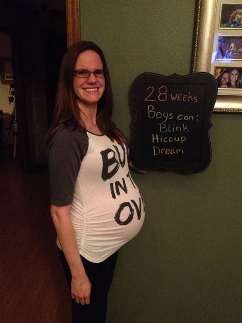 28 Weeks Baby Bump Twins Pregnancy Pregnancy Bump Twin Growth Twin