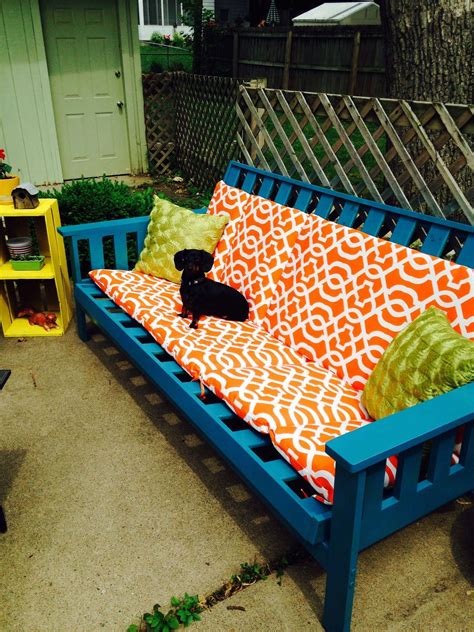 Make your own outdoor cushions! Old futon frame~ weatherproof spray paint and outdoor ...