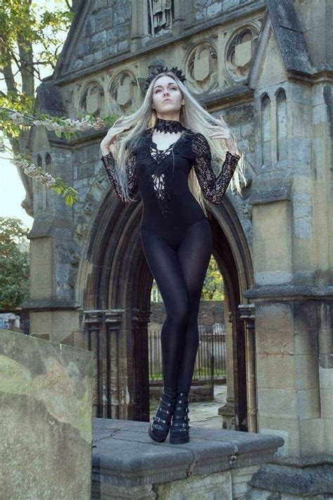 goth beauty latex steampunk victorian sexy beautiful style fashion gothic beauty