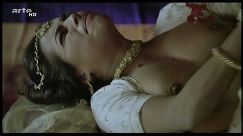 Naked Sarita Choudhury In Kama Sutra A Tale Of Love