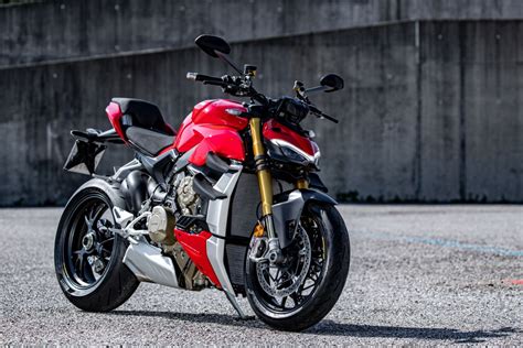 Fotos Ducati V4s Streetfighter 2020