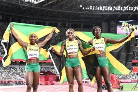Jamaicas Elaine Thompson Herah Breaks Flo Jos 33 Yr Old 100m Olympic Record