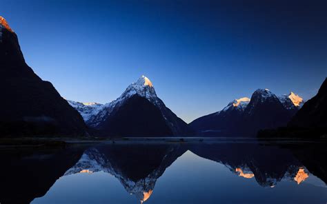 Milford Sound Sunrise New Zealand Wallpaper 2560x1600 2650