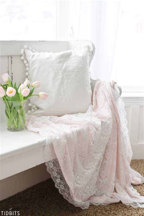 How To Make A Diy Valentines Lace Throw Blanket