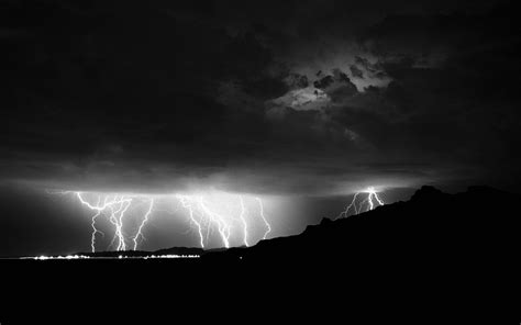 1115567 Monochrome Clouds Lightning Storm Wind Atmosphere