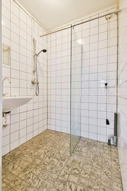 Premium Photo Modern Shower Stall