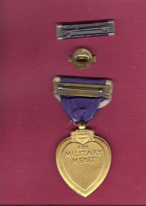 Ww2 Wwii Purple Heart Medal With Ww2 Case And Ww2 Bronze Medal Etsy