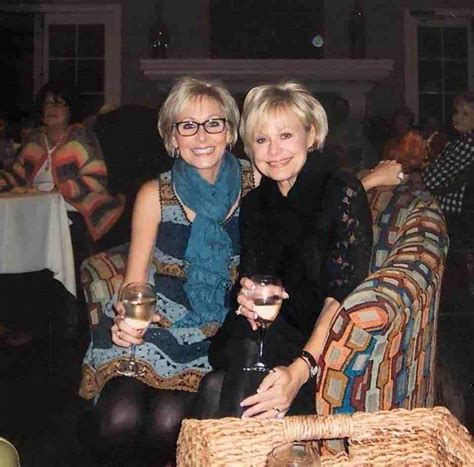 Ageless Style Sisters Mona And Talena Cindy Hattersley Design Short Hair Dos Short Hair