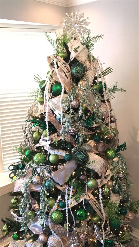 2017 Christmas Tree In Gold Emerald Green Silver Bronze White