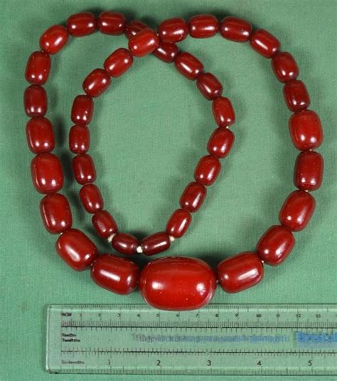 Vintage Cherry Red Amber Bakelite Necklace 118 Grams Simichrome Tested