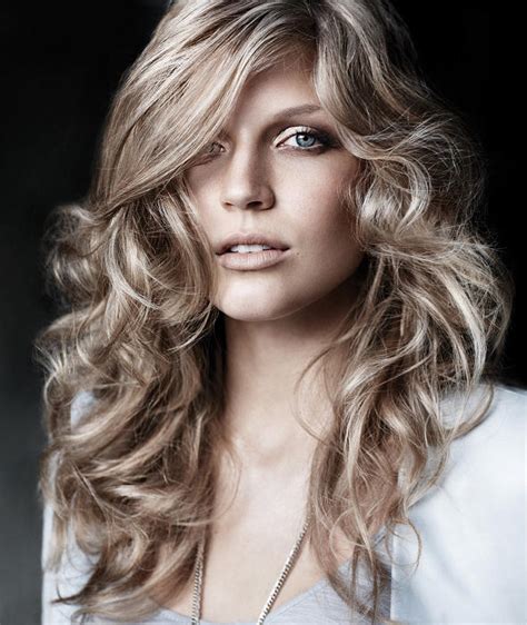 30 Glamorous Long Curls For Gorgeous Look Godfather Style