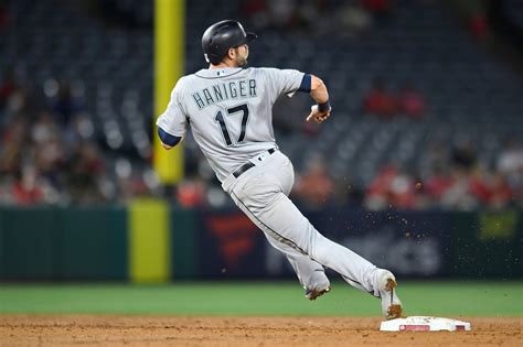 Trading Mitch Haniger Copying Dodgers And More In Mariners Mailbag Leftovers The Athletic