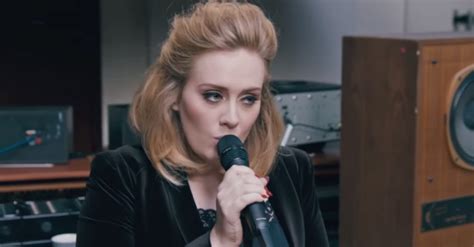 Adeles 25 Er Et Hæderligt Og Komplet Harmløst Ballade Popalbum 25