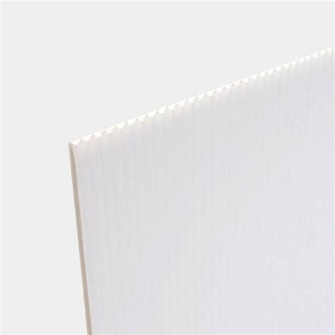 Coroplast Plastic Cardboard 0157 In T X 24 In W X 18 In L White