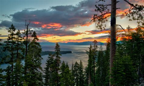 Sunrise On Lake Tahoe South Lake Tahoe California Flickr
