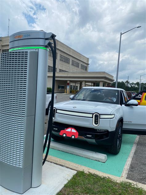 2022 R1t Charging On Level 3 Ev Charger In Foley Alabama R