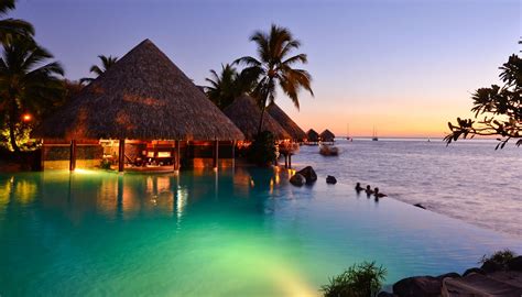 Sign up for the 700m or 2km swim (or both!) and swim off that christmas and new year excess. LOTUS SWIM-UP BAR