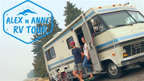 Rv Tour Couple Is Loving The Rv Life In This Cool Vintage Rv Youtube