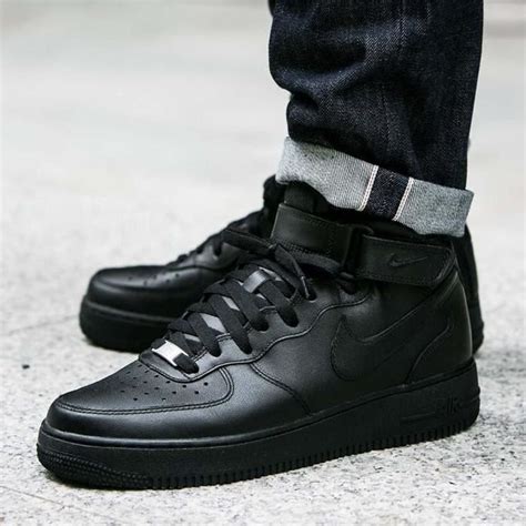 However, its roots can be traced back to the malayan auxiliary air force formations of the british. Nike AIR FORCE 1 MID '07 original à prix pas cher | Jumia ...