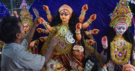 Kolkata Durga Puja Bags Unesco Heritage Tag Modi Mamata Hail Move As Proud Moment