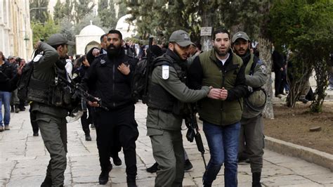 Israeli Police Arrest 5 Palestinians At Flashpoint Holy Site Fox News